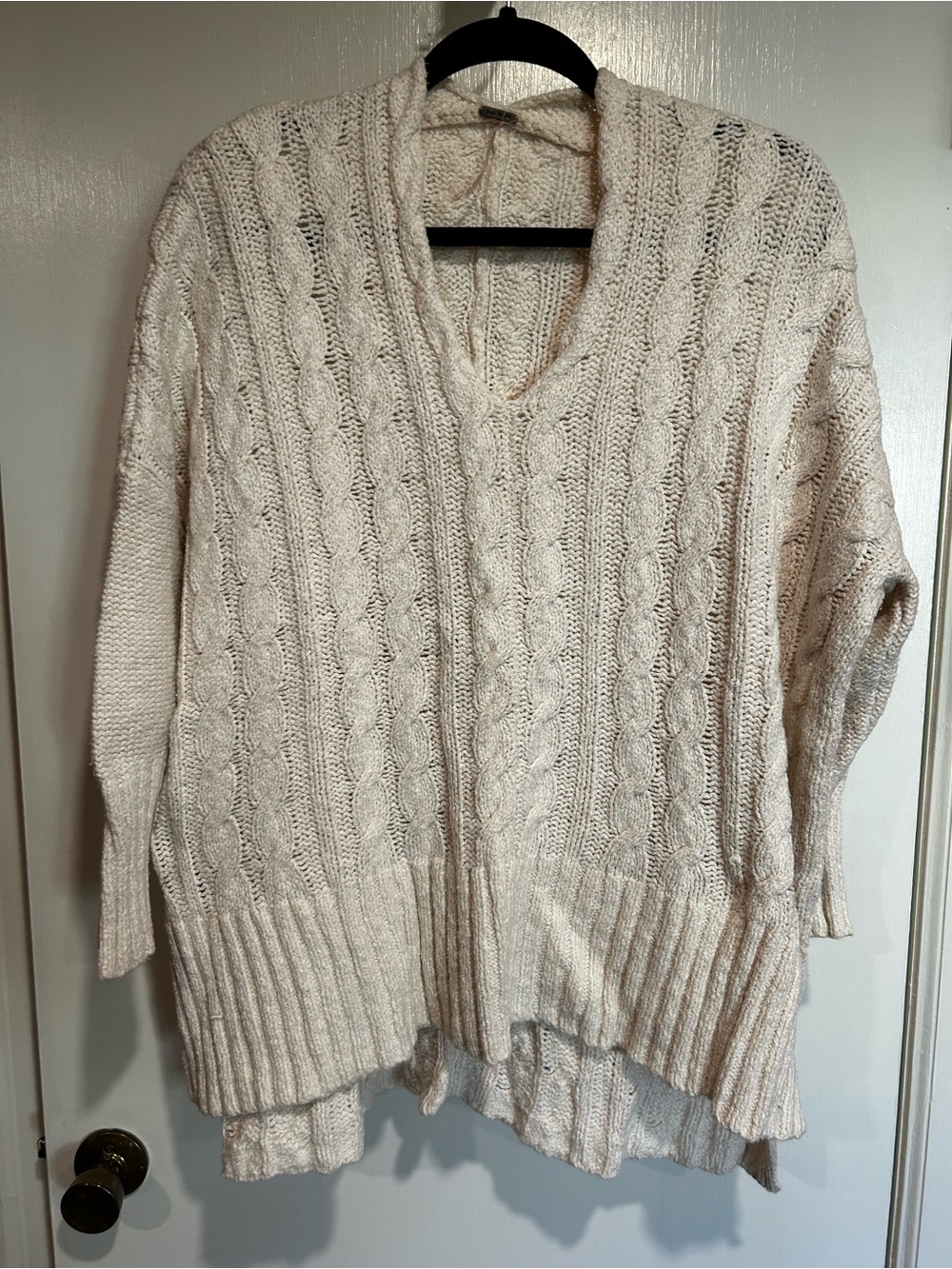 Free People Cream Cable Knit V-Neck Tunic Sweater